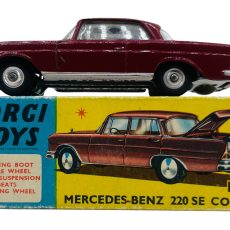 Vintage Corgi "Mercedes-Benz 220 SE Coupe" #230
