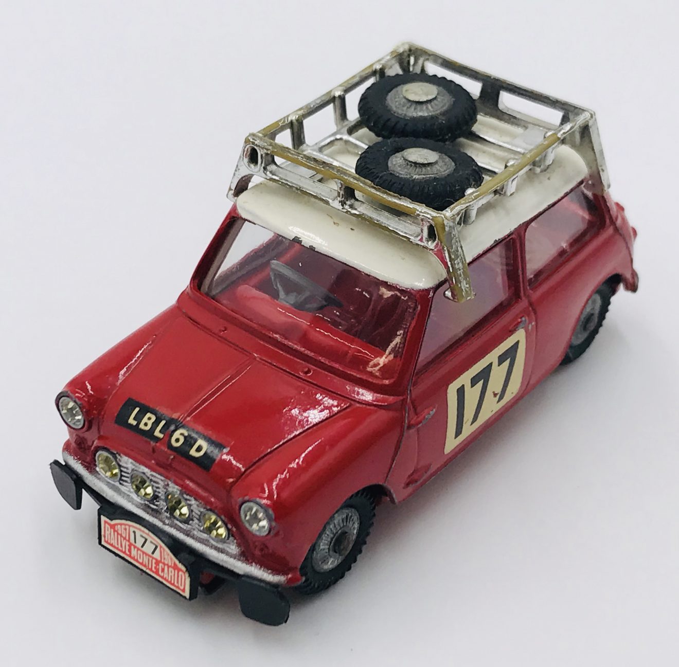 339 "Mini Cooper 'S' Monte Carlo 1967" (Loose) Toy Hunter UK
