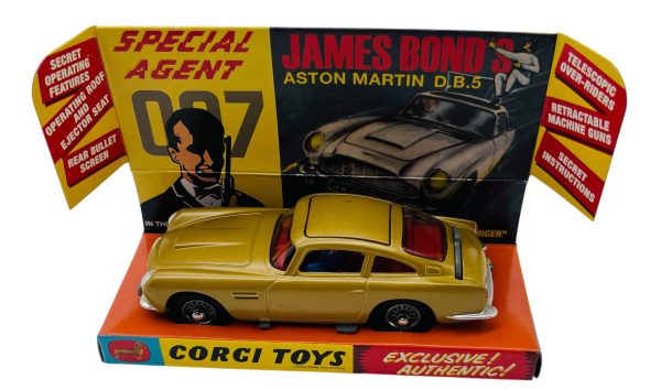 Corgi "James Bond's Aston Martin D.B.5" #261 (Later Version)