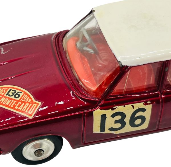 Vintage Corgi "Rover 2000 Monte Carlo" #322