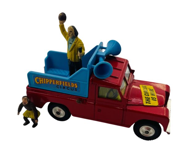 Vintage Corgi "Chipperfields Circus Landrover Parade Vehicle" #487
