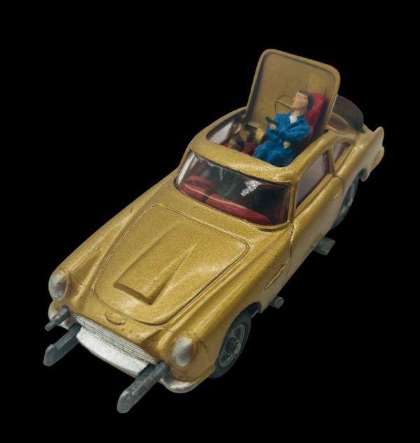 Vintage Corgi Toys "James Bond's Aston Martin D. B. 5" #261